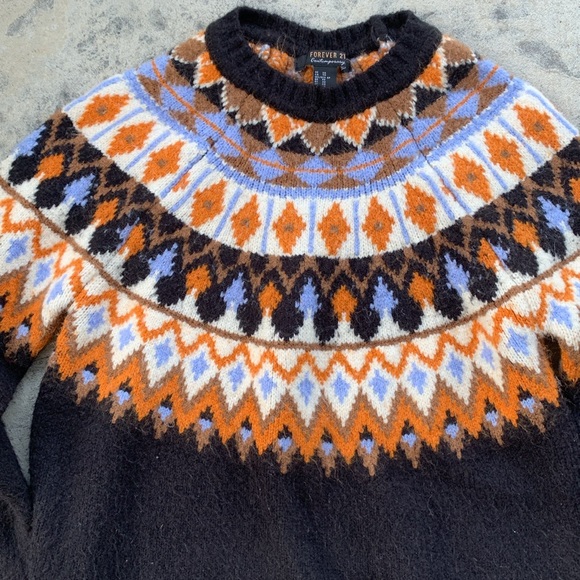 Forever 21 sweater - Picture 4 of 5